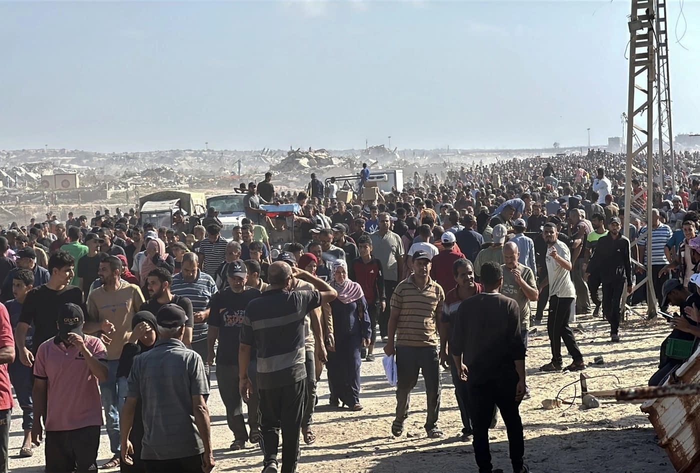 Apel al agenţiilor umanitare din Fâşia Gaza la intervenţie pentru gestionarea situaţiei „de neconceput” de aici Apel al agenţiilor umanitare din Fâşia Gaza la intervenţie pentru gestionarea situaţiei „de neconceput” de aici