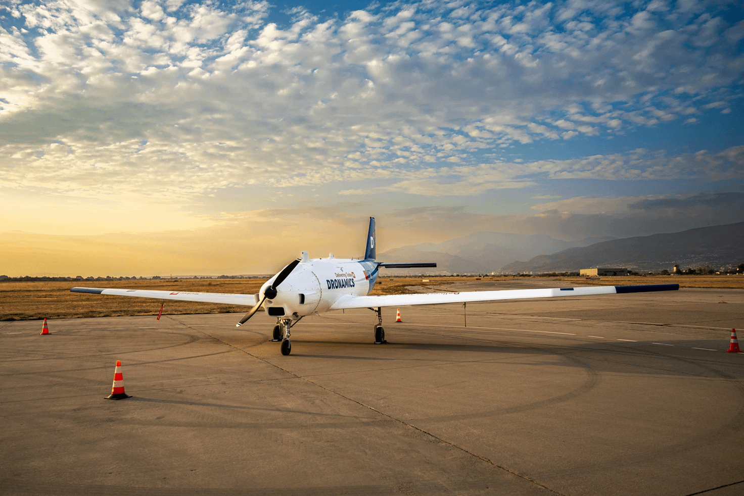 Finanțare europeană de până la 30 milioane EUR pentru startup-ul bulgar Dronamics, de transport aerian de marfă, cu drone