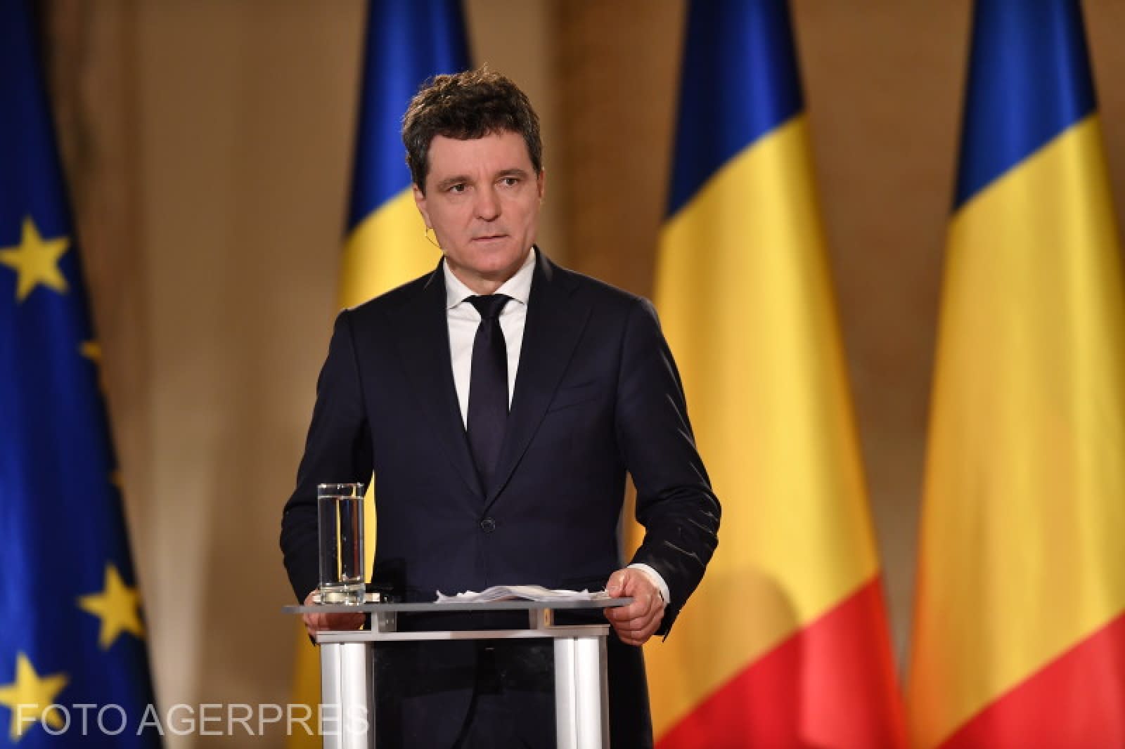 Nicușor Dan nu merge singur la Vilnius. S-a aflat cine-l însoțește Nicușor Dan nu merge singur la Vilnius. S-a aflat cine-l însoțește