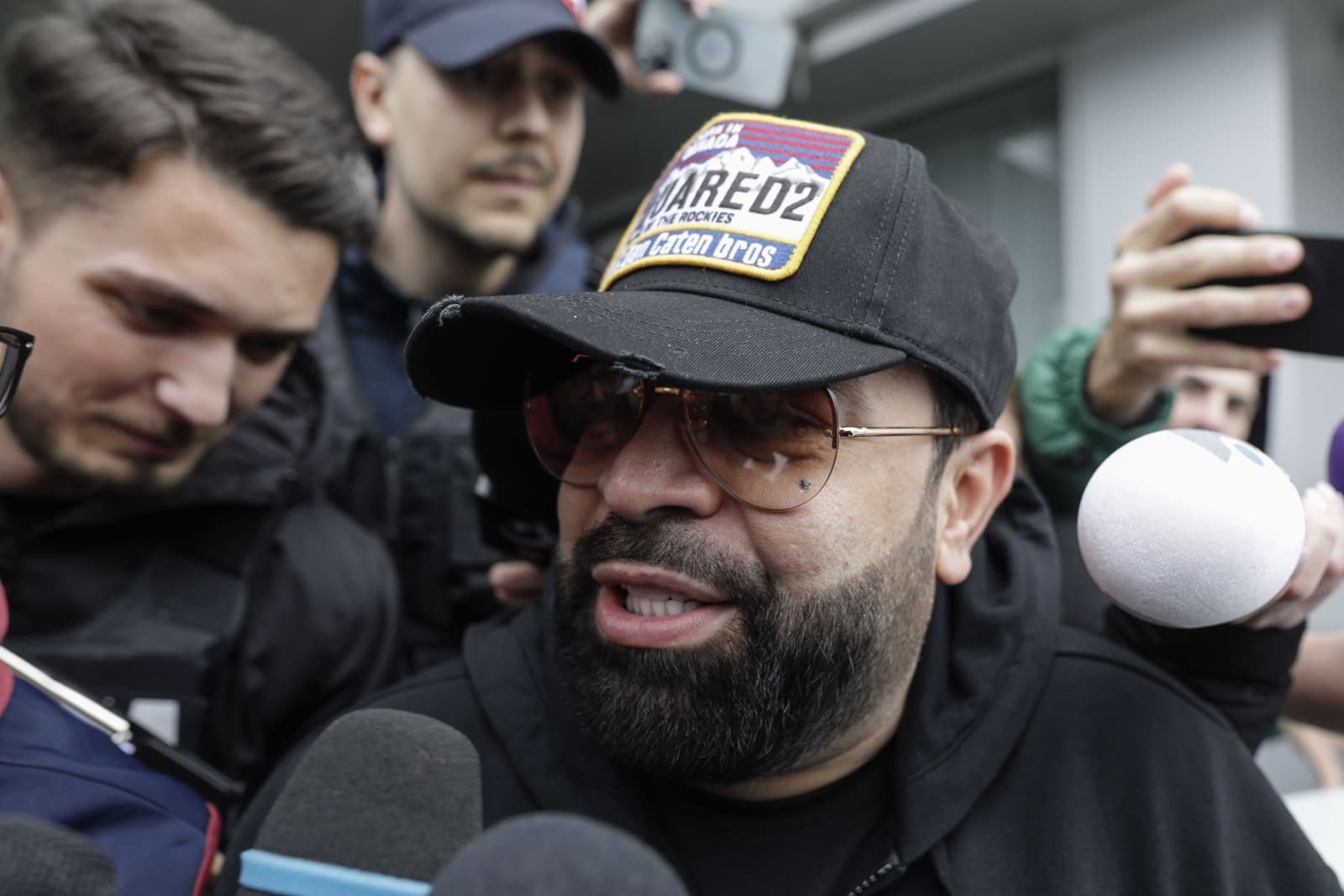 Regulile UE „prind” presa, dar lasă liberă adevărata fabrică de fake news. Cazul Florin Salam