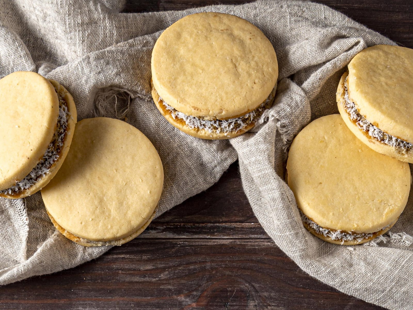 Fursecuri argentiniene preparate cu suflet. Cum să faci alfajores acasă Fursecuri argentiniene preparate cu suflet. Cum să faci alfajores acasă
