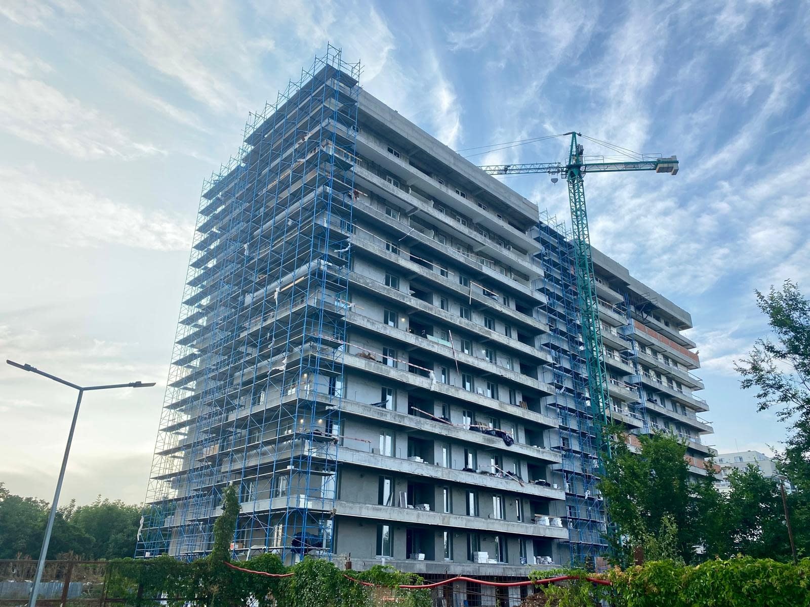 Când vor scădea prețurile la apartamente noi. Mircea Coșea arată un paradox în imobiliare Când vor scădea prețurile la apartamente noi. Mircea Coșea arată un paradox în imobiliare