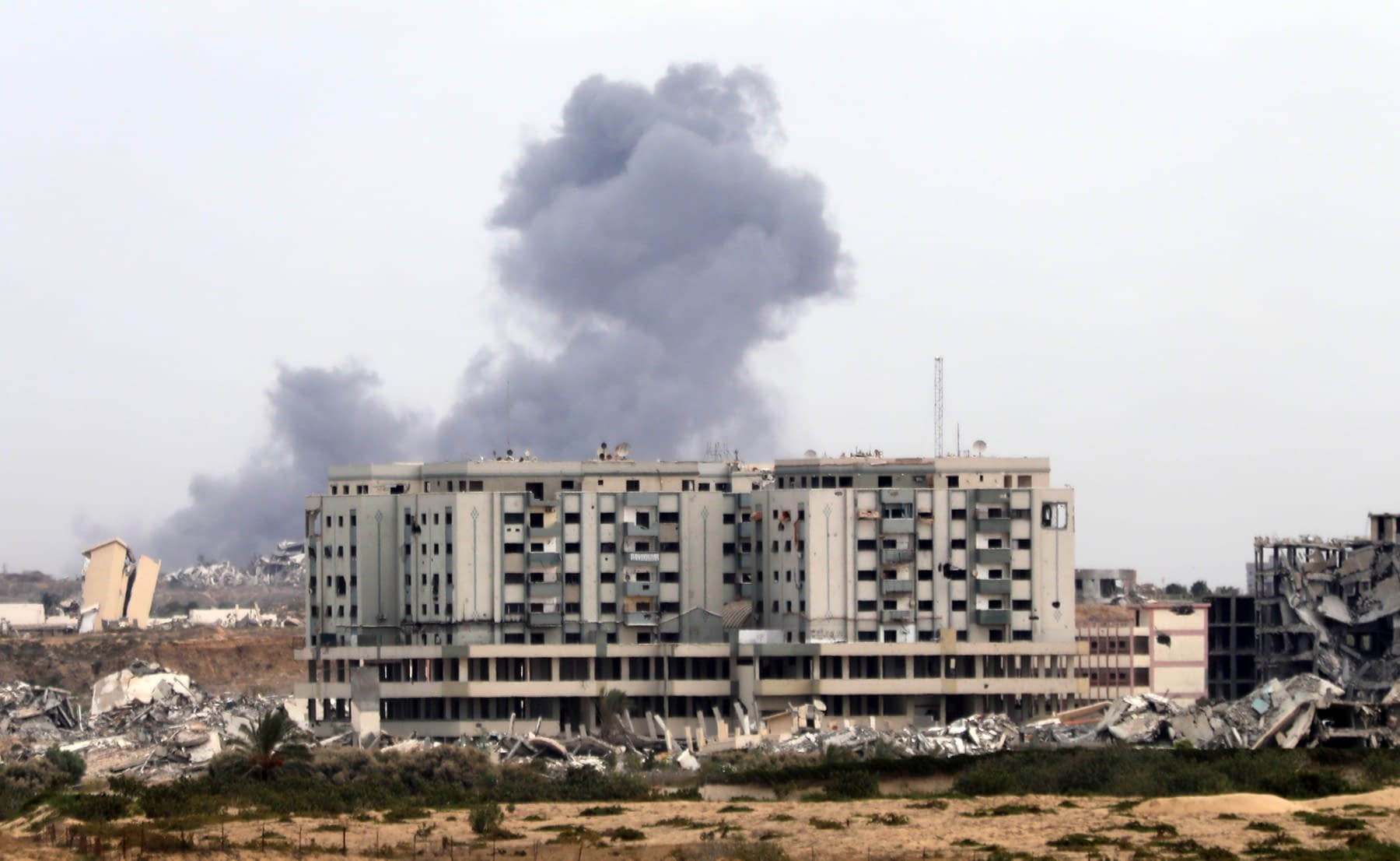 Armata israeliană anunță că a lansat un atac „ţintit” în centrul Fâşiei Gaza. Cine a fost vizat Armata israeliană anunță că a lansat un atac „ţintit” în centrul Fâşiei Gaza. Cine a fost vizat