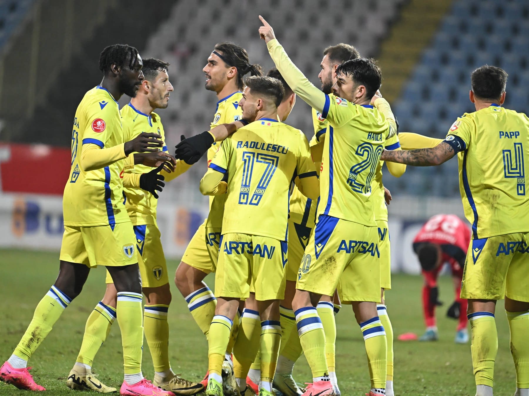 SuperLiga – play-out: Petrolul Ploieşti se impune în fața Sepsi OSK cu 2-1
