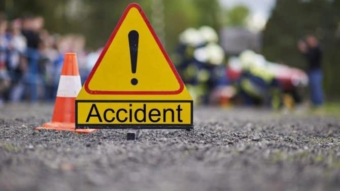 FOTO Accident grav în Constanța: sunt patru victime FOTO Accident grav în Constanța: sunt patru victime