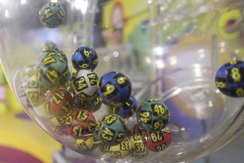 Tragerile LOTO de duminică, 12 ianuarie 2025. Report cumulat la Noroc de peste 2,57 milioane de euro