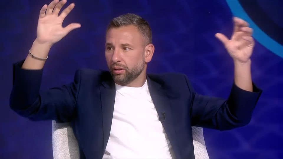Răzvan Raț a văzut golul lui Bîrligea cu Aberdeen și a rămas uluit: „Ce bine îi rămâne!” Răzvan Raț a văzut golul lui Bîrligea cu Aberdeen și a rămas uluit: „Ce bine îi rămâne!”